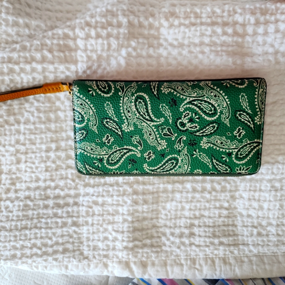 Tory Burch full size wallet